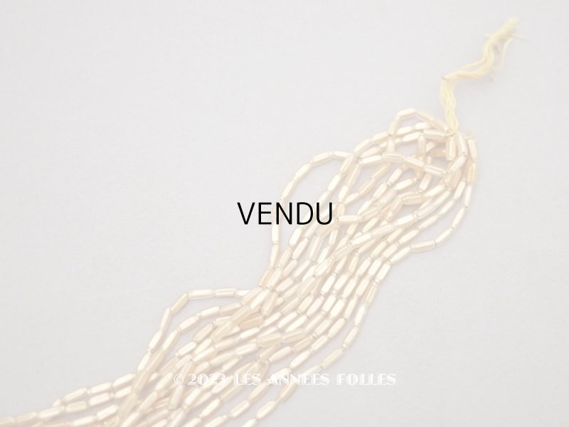 画像1: アンティーク スフレビーズ スモーキーゴールド スティック型  2×5.5mm  約550〜600ピース 吹きガラス製 ビーズ