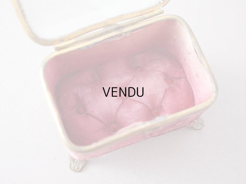 画像7: 19世紀末 アンティーク 小さなジュエリーボックス ボルドーのベルベット＆シルククッション 