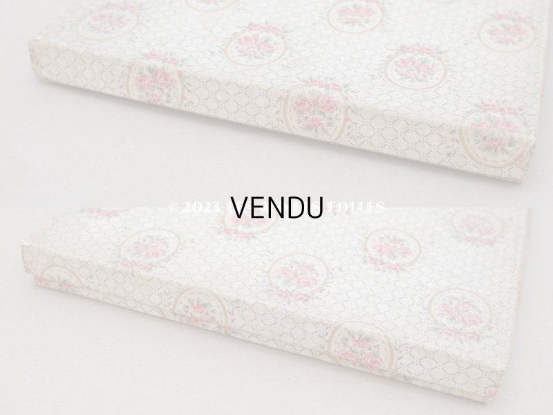 画像4: アンティーク ピンクの薔薇のメダイヨンのハンキーケース リボン付 カルトナージュボックス