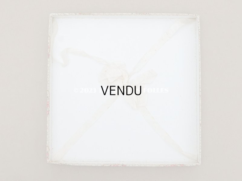 画像7: アンティーク ピンクの薔薇のメダイヨンのハンキーケース リボン付 カルトナージュボックス