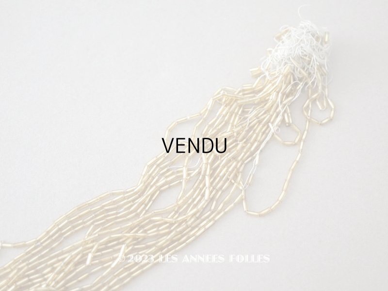 画像1: アンティーク ガラスビーズ ゴールド 2×4.5mm 約820ピース