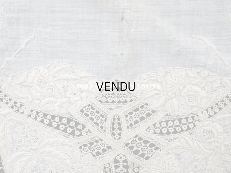 画像4: 18世紀 アンティーク ニードルレース&ホワイトワーク 結婚式のハンカチ ガリエラ美術館