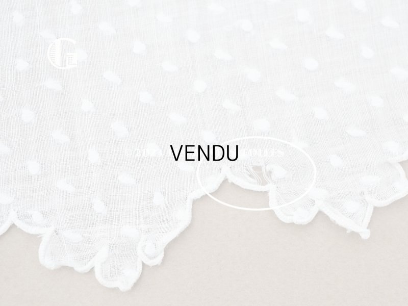 画像18: アンティーク  ドットの刺繍入り コットン生地 