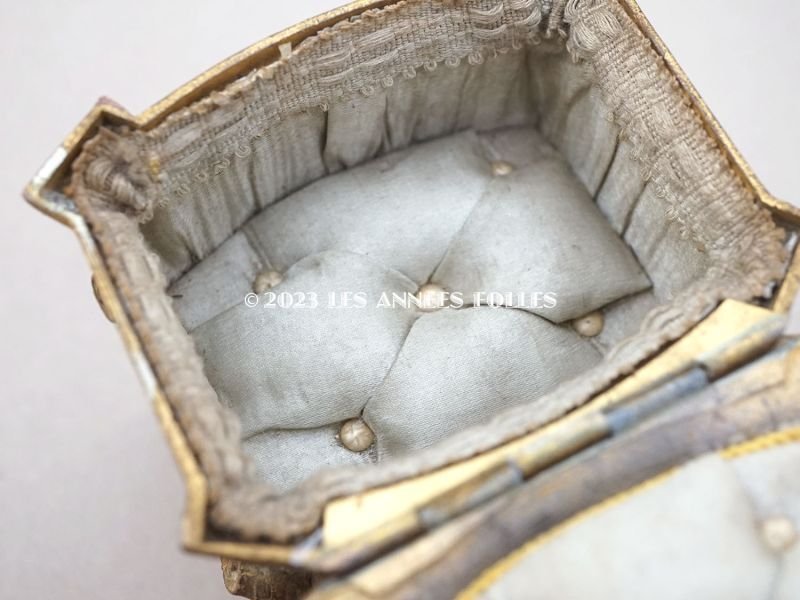 画像9: アンティーク 薔薇&リボンのガーランドのジュエリーケース ルイ16世スタイル パウダーブルーのシルク製クッション