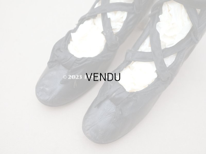 画像4: 19世紀末 アンティーク 大きなリボン付き  小さなレザーシューズ シルクサテンリボンのレースアップ