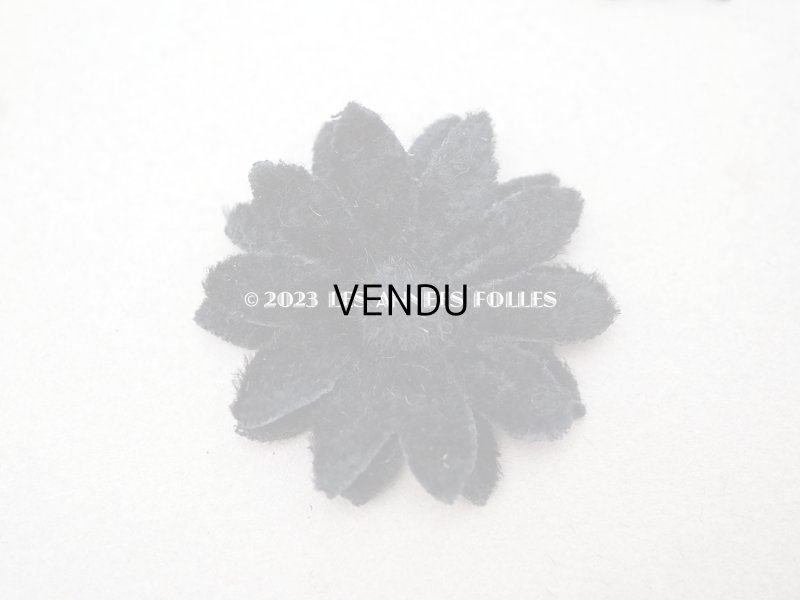 画像2: アンティーク 布花材料  ベルベットの花びらのセット 黒　7ピースのセット 3.7cm