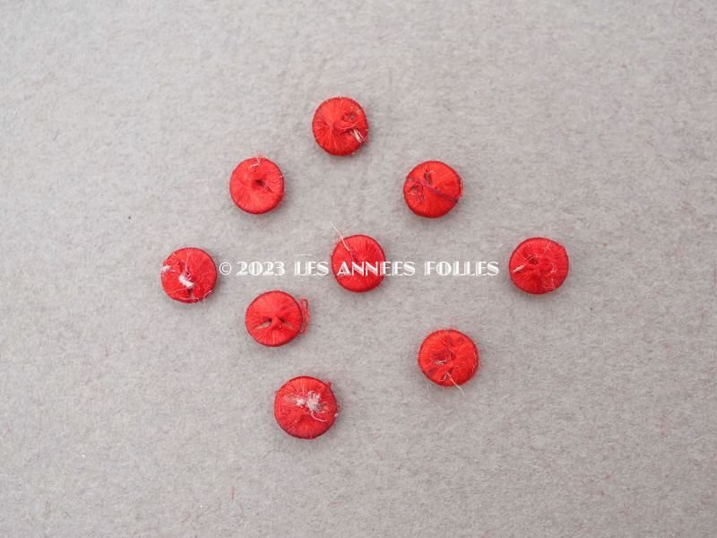 画像3: アンティーク ドール用 シルク製 くるみボタン 極小 4.5mm 赤＆ボルドー 9ピースのセット