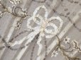 画像8: 19世紀 アンティーク リボン刺繍のファン リボン＆花のガーランド柄 シルク製オリジナルバッグ入り (8)