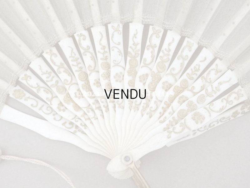 画像4: 19世紀 アンティーク リボン刺繍のファン リボン＆花のガーランド柄 シルク製オリジナルバッグ入り