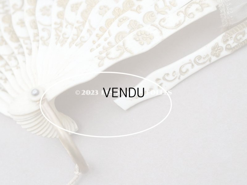 画像11: 19世紀 アンティーク リボン刺繍のファン リボン＆花のガーランド柄 シルク製オリジナルバッグ入り