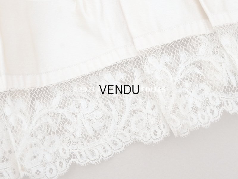 画像7: 19世紀末 アンティーク  ドレスの裾 シルクサテン＆レース 2.3m 25cm幅 淡いピンクページュ