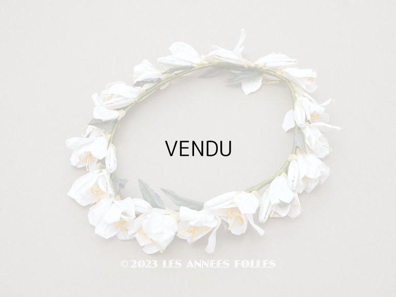 画像1: アンティーク 白百合の花冠 オフホワイト 結婚式のティアラ　