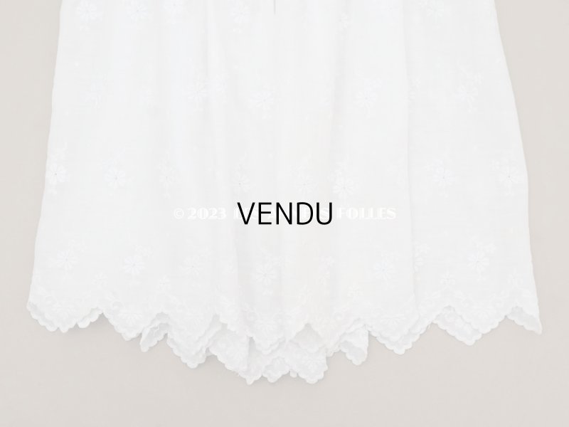 画像4: アンティーク ベビードレス 花模様のホワイトワーク 手刺繍