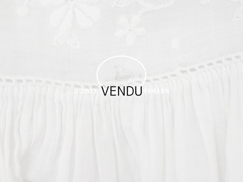 画像9: アンティーク ベビードレス 花模様のホワイトワーク 手刺繍