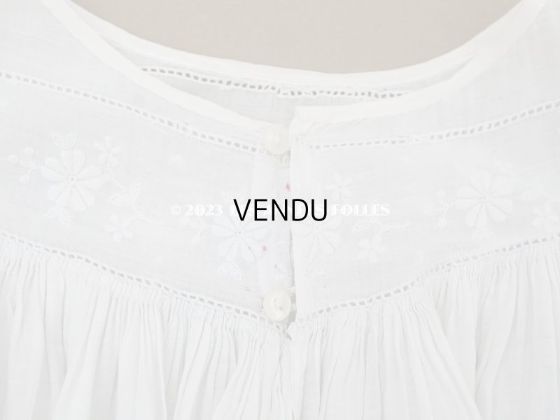 画像12: アンティーク ベビードレス 花模様のホワイトワーク 手刺繍