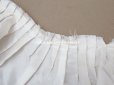 画像4: 1900年代 アンティーク シルク製 ドレスの裾 フリル付 オフホワイト 2.75m  (4)