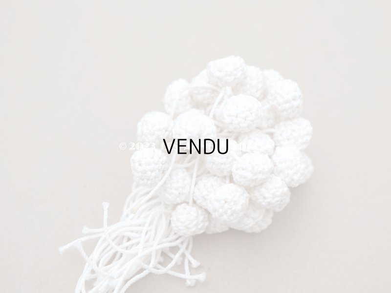 画像2: 1900年代 アンティーク  コットンクロシェのポンポン 