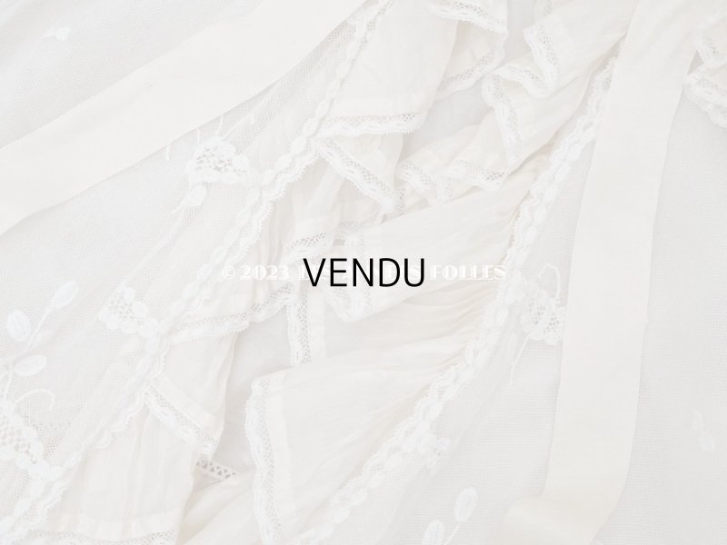 画像10: 1900年頃 アンティーク ベビー用ケープ シルクのプリーツ＆プリンセスレース