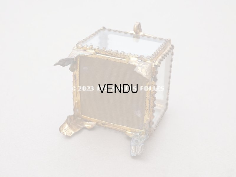 画像4: 19世紀末 アンティーク ジュエリーボックス スモーキーブルーのシルククッション 