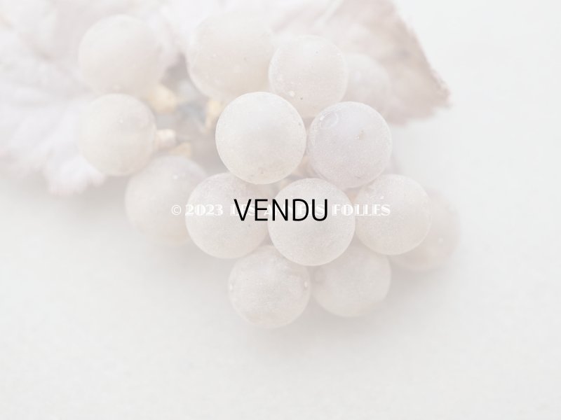 画像6: 1900年頃 アンティーク 吹きガラス製 小さな葡萄のコサージュ ドールハット用