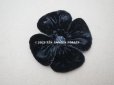 画像4: アンティーク 布花材料  ベルベットの花びらのセット 黒　15ピースのセット 5cm (4)