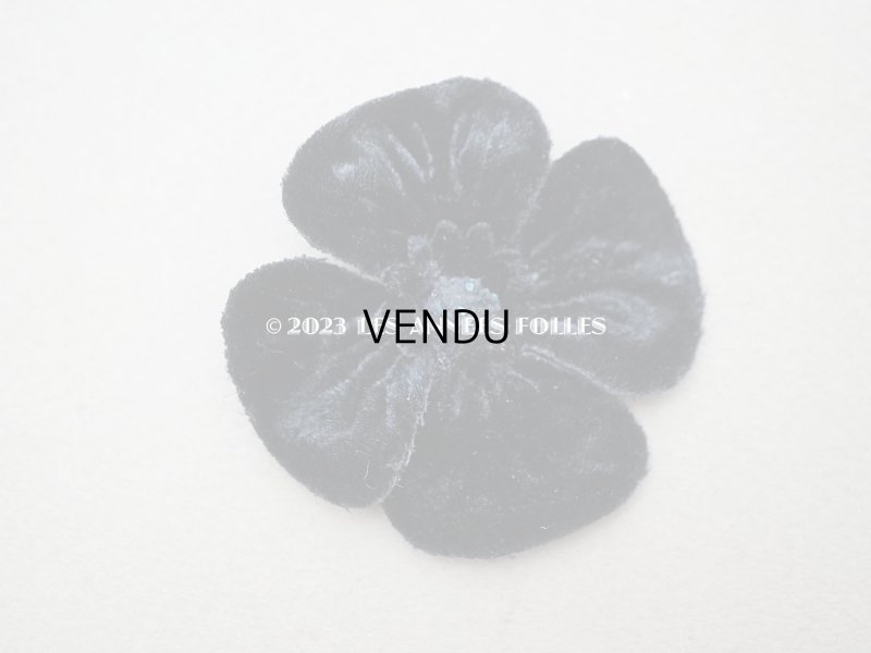 画像4: アンティーク 布花材料  ベルベットの花びらのセット 黒　15ピースのセット 5cm