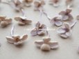 画像4: アンティーク 布花材料  小さなベルベットの花びらのセット 淡いラヴェンダー　42ピースのセット 