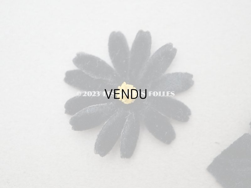 画像8: アンティーク 布花材料  ベルベットの花びらのセット 黒 14ピースのセット