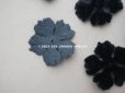 画像5: アンティーク 布花材料  ベルベットの花びらのセット 黒　17ピースのセット 4.2cm (5)