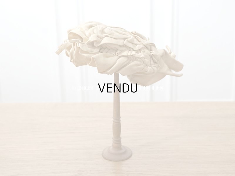 画像5: 19世紀末 アンティーク 小さなドールハット　エクリュのシルクサテン