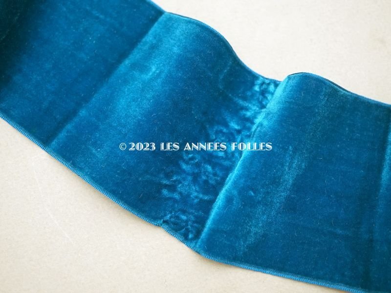画像2: 19世紀末 アンティーク シルク製 幅広 ベルベットリボン ブルー 0.92m 幅7.8cm 