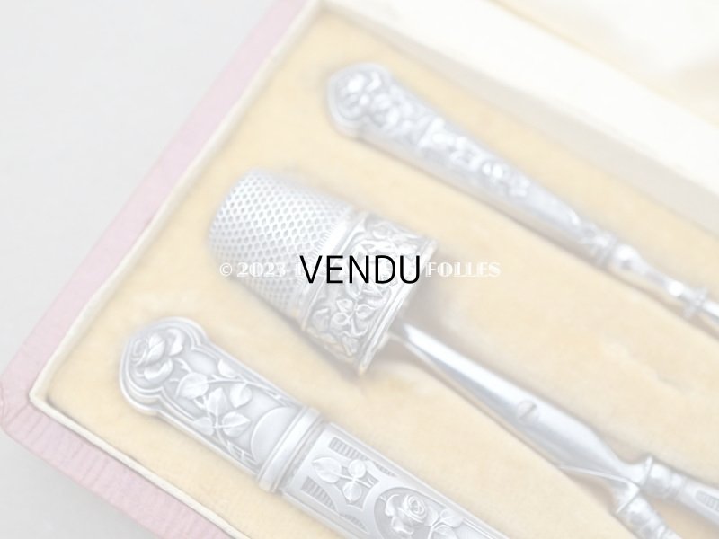 画像5: アンティーク シルバー製 薔薇の裁縫道具セット