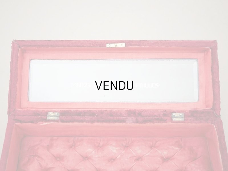 画像10: アンティーク ベルベットのグローブボックス ジュエリーケース スモーキーレッドのシルク製クッション