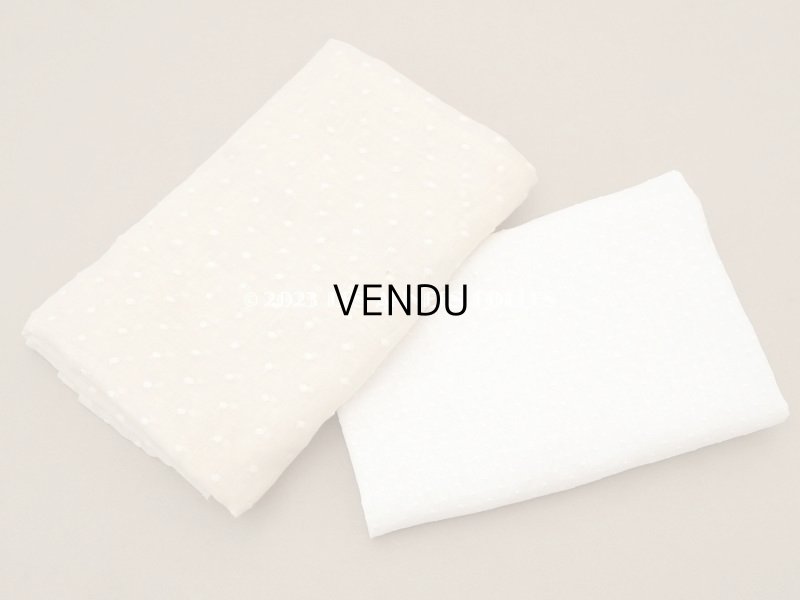 画像7: アンティーク  ドットの刺繍入り ベージュのコットン生地 70×105cm　&　38×58cm