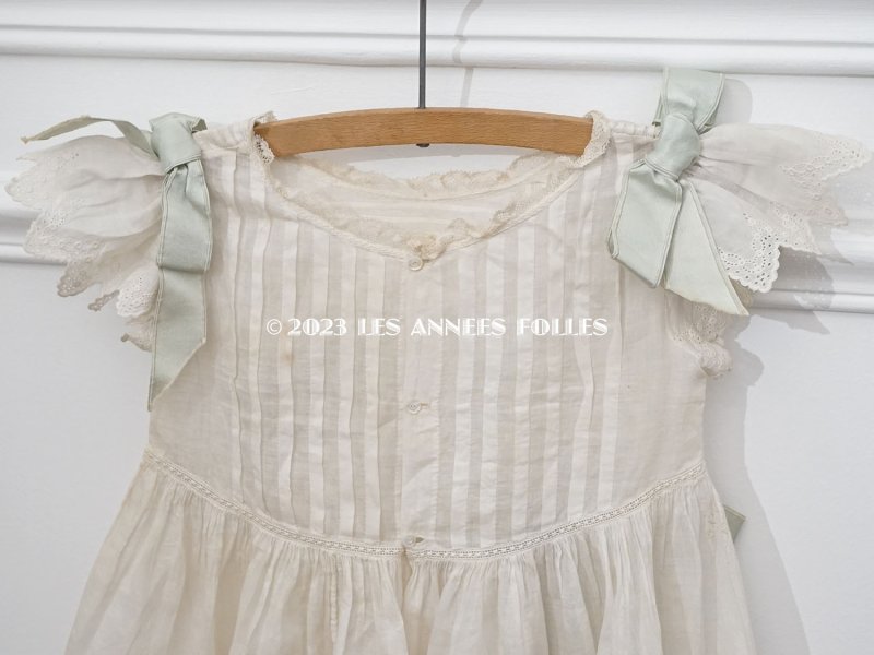 画像7: 1900年頃 アンティーク 小さな女の子のドレス ブルーグリーンのリボン＆手編みのレース 