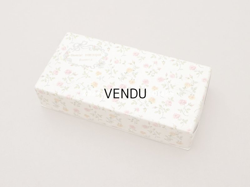 画像2: 【13周年セール対象外】アンティーク ピンクの薔薇模様のお菓子箱 チョコレートボックス CHOCOLAT DOMINIQUE BIARITZ