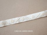 【13周年セール対象外】アンティーク 細幅　刺繍入りトリム オフホワイト　1.3m 