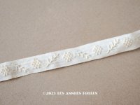 【13周年セール対象外】アンティーク 細幅　刺繍入りトリム オフホワイト　1.3m 