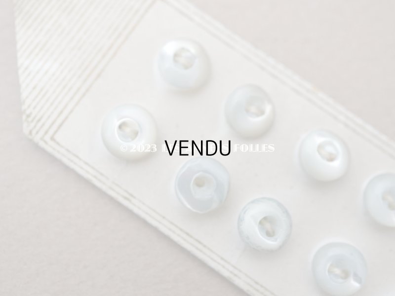 画像14: アンティーク マザーオブパール製 極小 ボタン 6mm 12ピース シェルボタン パウダーブルー