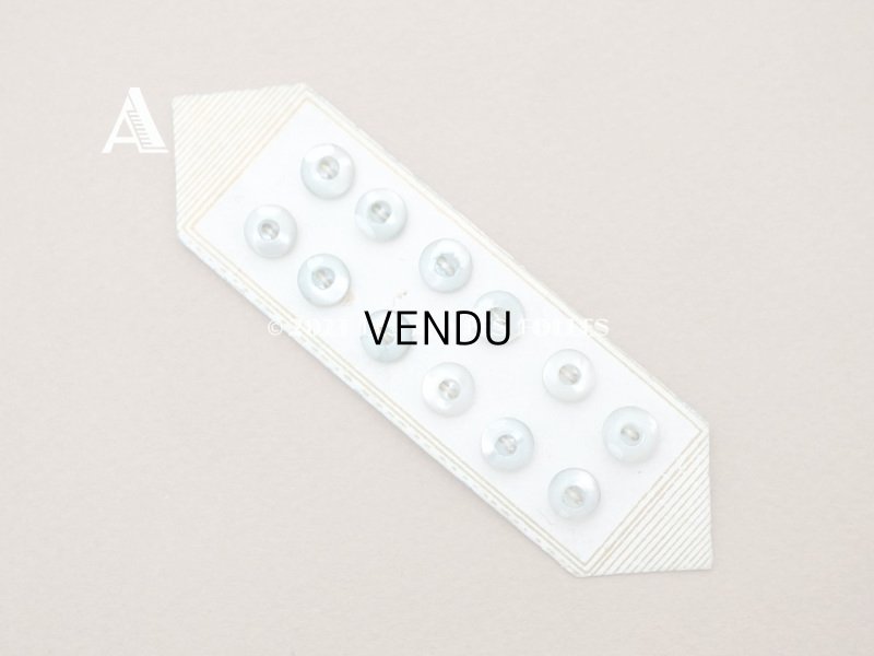 画像4: アンティーク マザーオブパール製 極小 ボタン 6mm 12ピース シェルボタン パウダーブルー