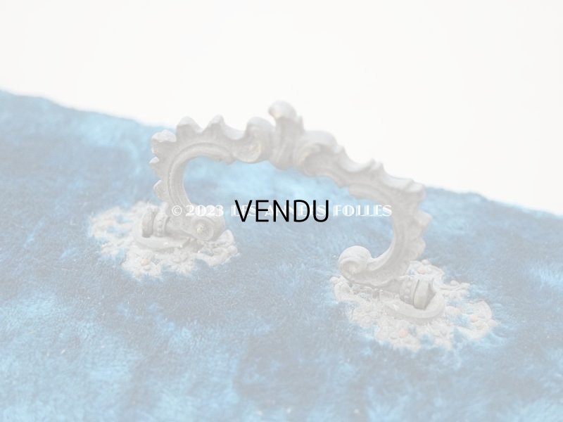 画像9: アンティーク ベルベットのグローブボックス ジュエリーケース スモーキーブルー　シルク製クッション