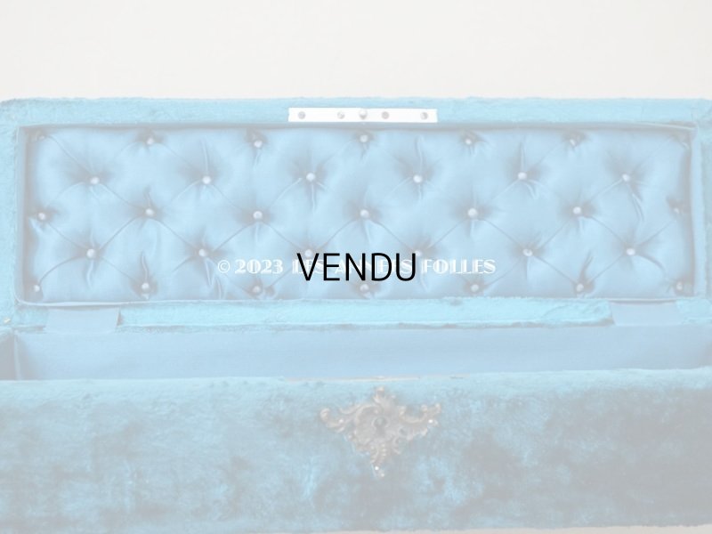 画像13: アンティーク ベルベットのグローブボックス ジュエリーケース スモーキーブルー　シルク製クッション