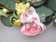画像9: 19世紀 新品同様 アンティーク 薔薇＆ライラック＆勿忘草＆白詰草の布花　グローブ・ド・マリエのブーケ 