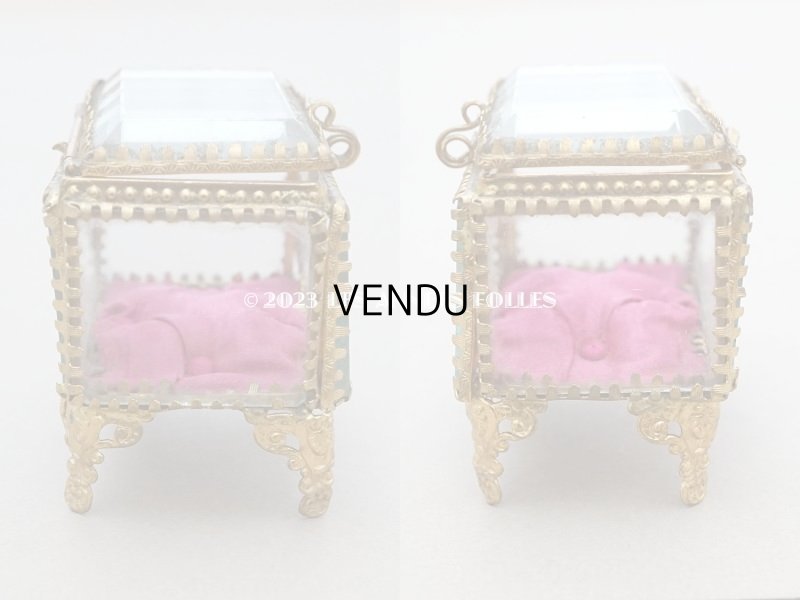 画像5: 19世紀 アンティーク ジュエリーボックス ラズベリーピンクのシルク製クッション