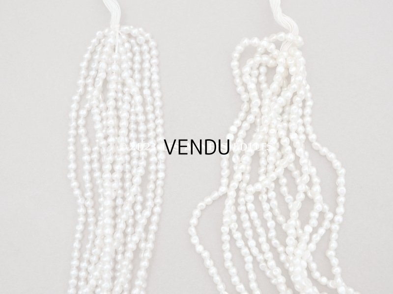 画像5: 1910~1920年頃 アンティーク 極小　2.5×2.6mm　バロックパール スフレビーズ　 約1360ピース 吹きガラス製ビーズ