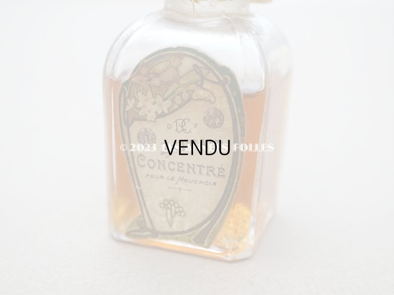 画像4: 未開封 アンティーク  鈴蘭&菫の小さなパフュームボトル クリスタル製 EXTRAIT CONCENTRE POUR LE MOUCHOIR  