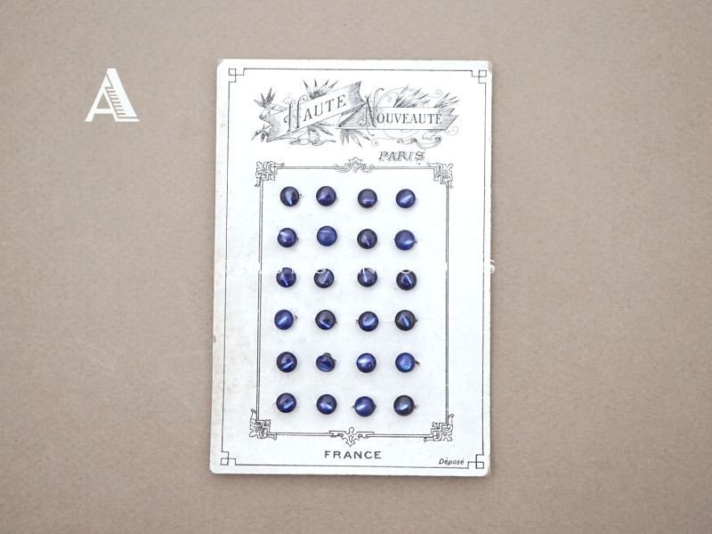 画像2: 1920年 アンティーク マザーオブパール製 極小 ボタン 5mm 24ピース ウルトラマリンブルー シェルボタン