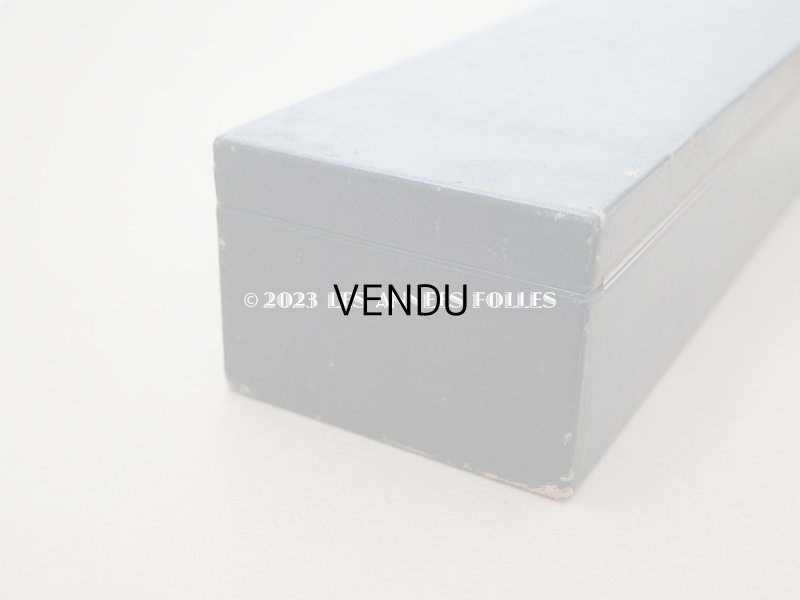 画像8: 1830〜1840年頃　アンティーク 本革製 イニシャル入り　グローブボックス ナイトブルーのシルククッション　- Alphonse Giroux Paris -