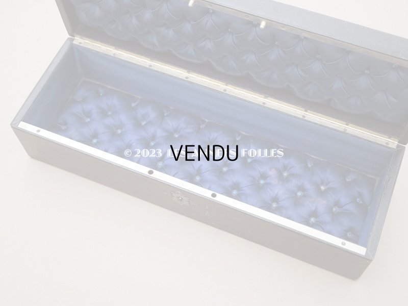 画像12: 1830〜1840年頃　アンティーク 本革製 イニシャル入り　グローブボックス ナイトブルーのシルククッション　- Alphonse Giroux Paris -