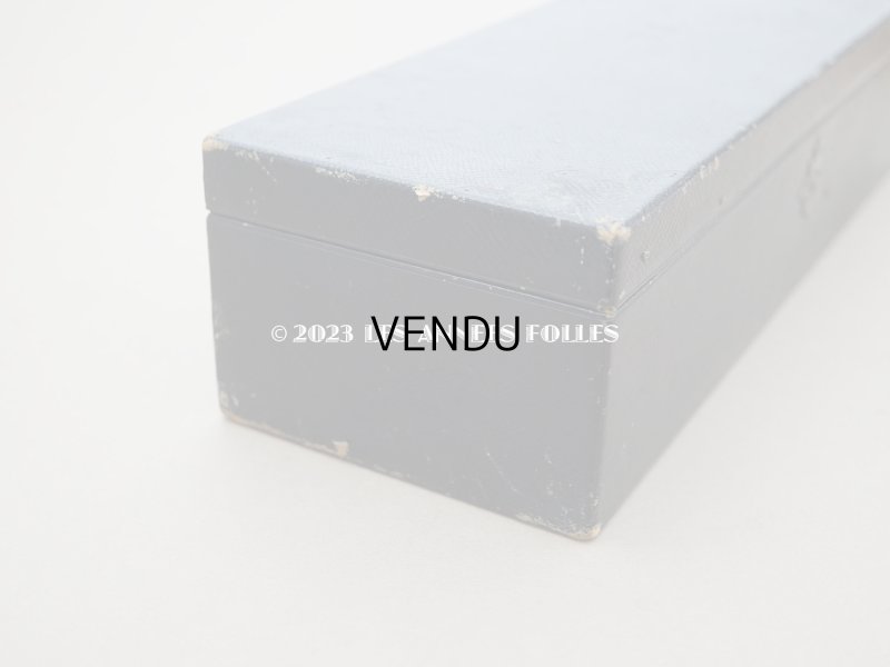 画像7: 1830〜1840年頃　アンティーク 本革製 イニシャル入り　グローブボックス ナイトブルーのシルククッション　- Alphonse Giroux Paris -